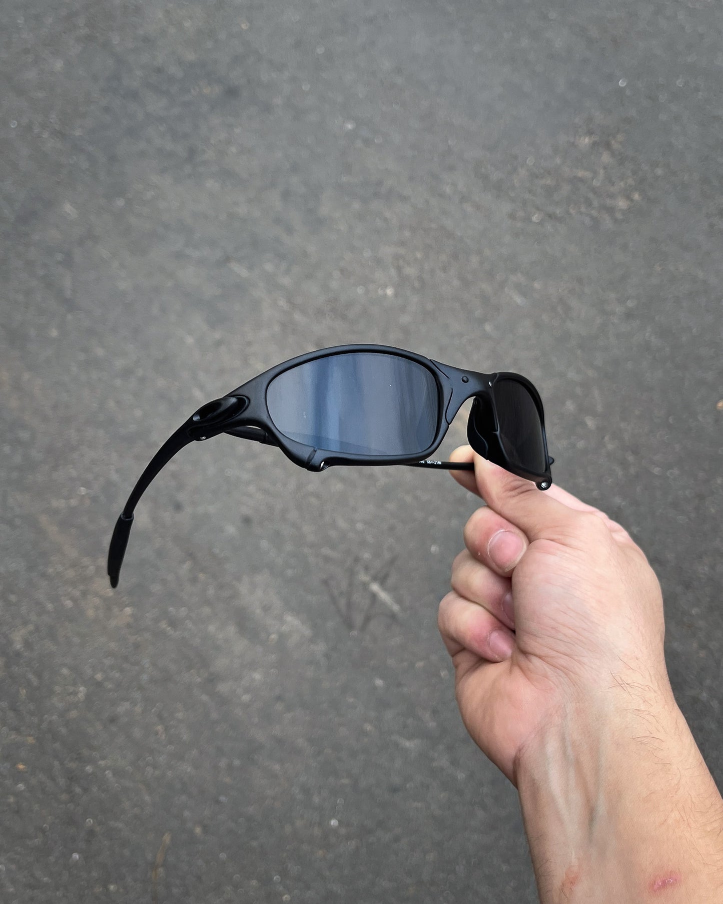 Juliet Carbon Black Iridium - Juliet Blackout