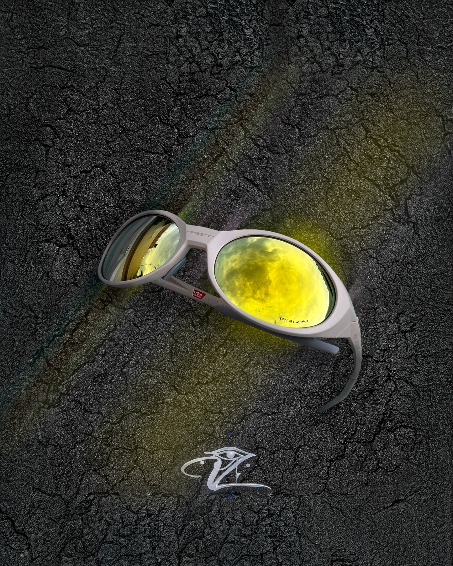 Eye JacketRedux Piet Areia Gold Café