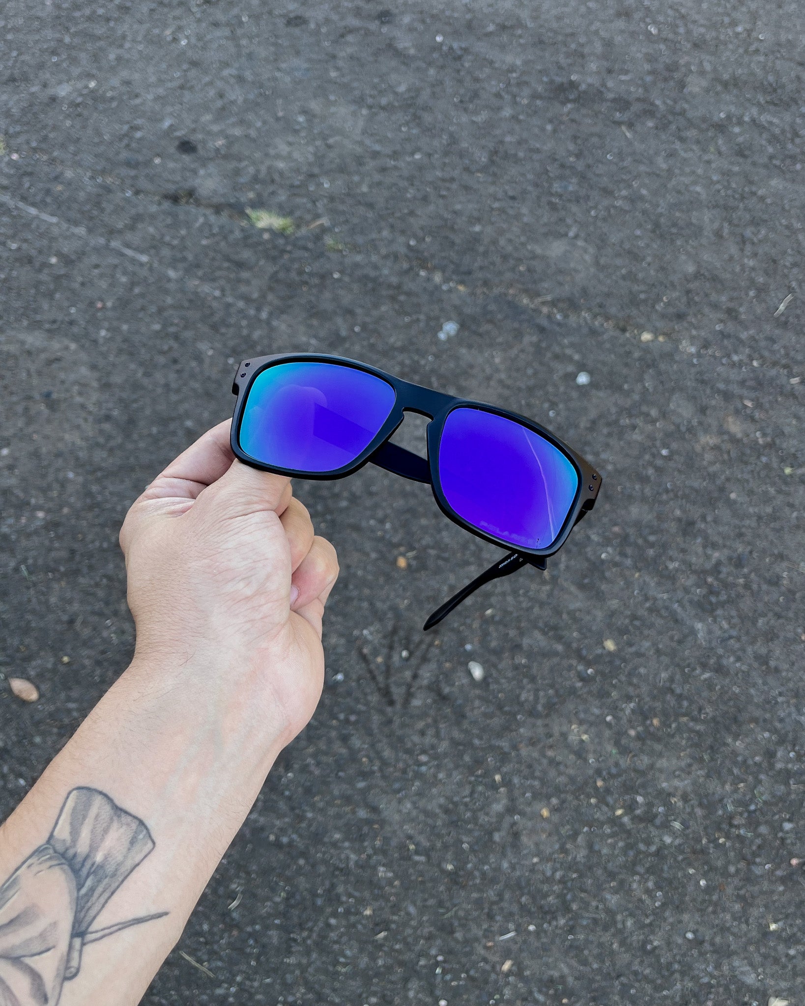 Holbrook Matte Black Violet Iridium